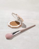 Sculpting Bronzer Brush 195 - Image 3