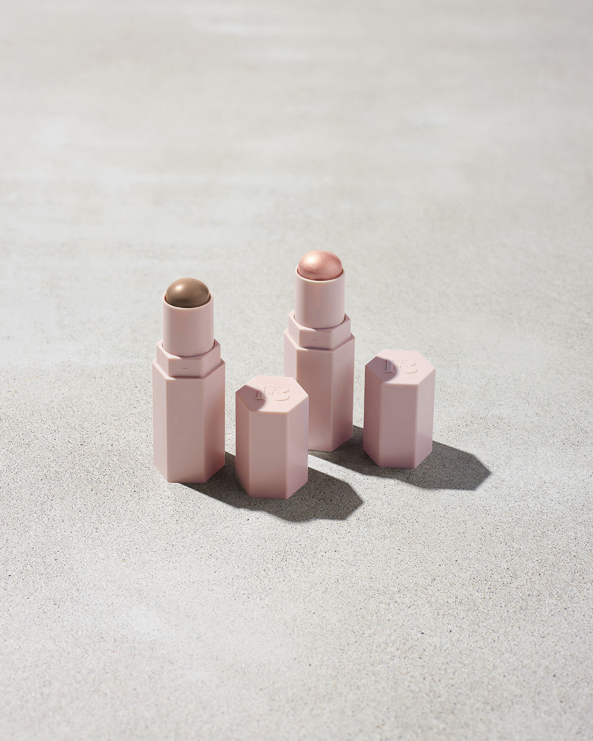 Mini Match Stix Duo Contour + Highlighter Set - Light - Image 1