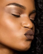 Stunna Lip Paint Longwear Fluid Lip Color - Unveil - Image 2