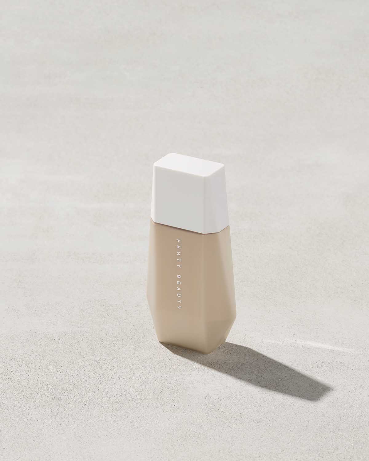 FB30031_FB002.jpg Eaze Drop Lightweight Blurring Skin Tint - 2 - Image 1