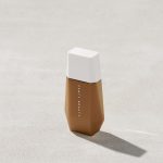 Eaze Drop Lightweight Blurring Skin Tint - 20