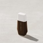 Eaze Drop Lightweight Blurring Skin Tint - 25