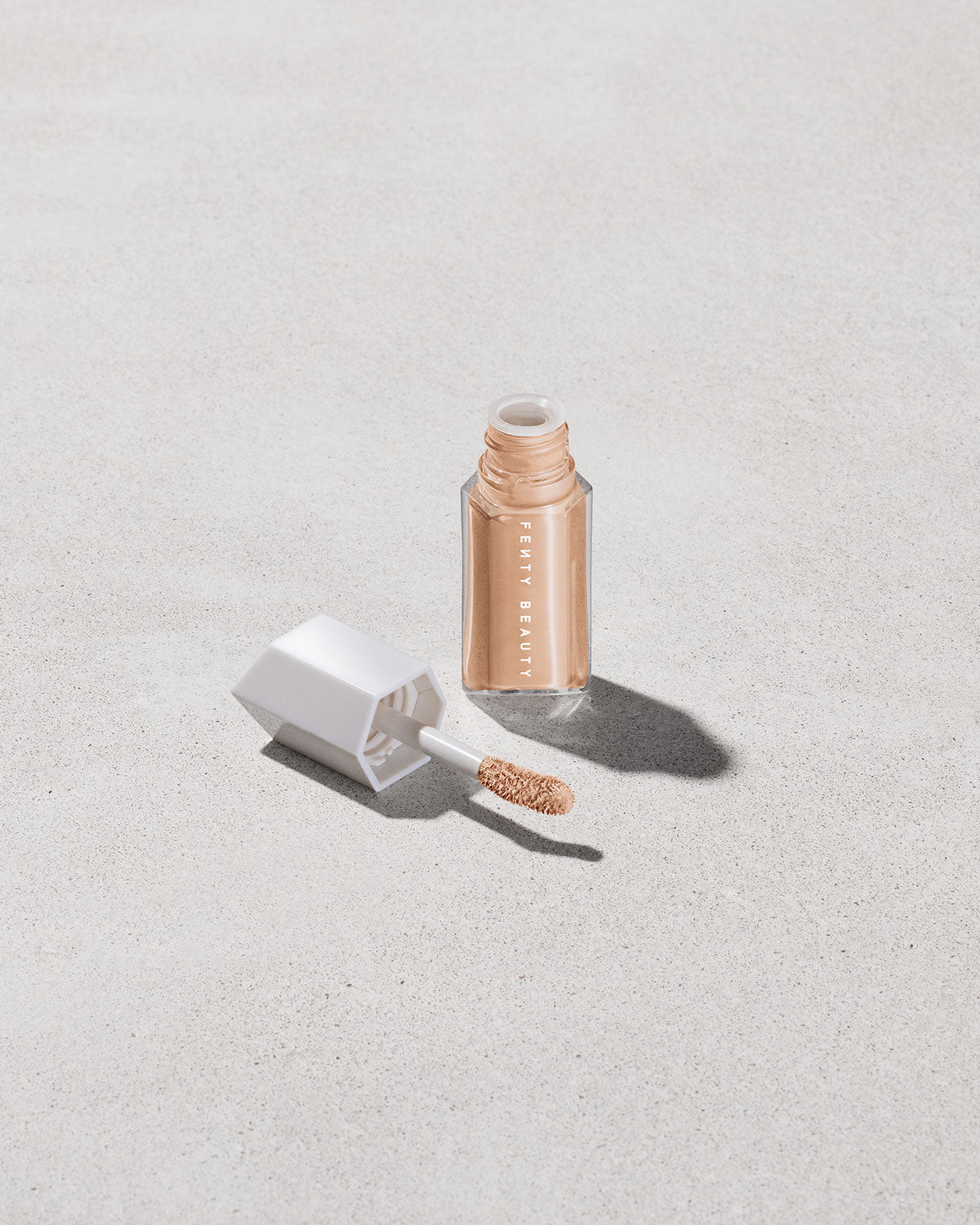 We're Even Hydrating Longwear Concealer - 260N - Image 12
