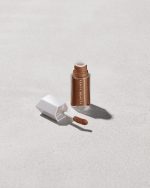 We're Even Hydrating Longwear Concealer - 450N - Image 12