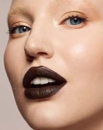 Stunna Lip Paint Longwear Fluid Lip Color - Unlawful - Image 2