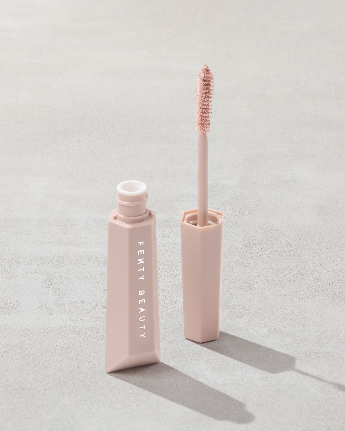 FB_SMR24_T2PRODUCT_ECOMM_HELLA_EXTRA_PRIMER_OPEN_1200x1500_72DPI.jpg Hella Extra Mascara-Boosting Lash Primer - Image 1