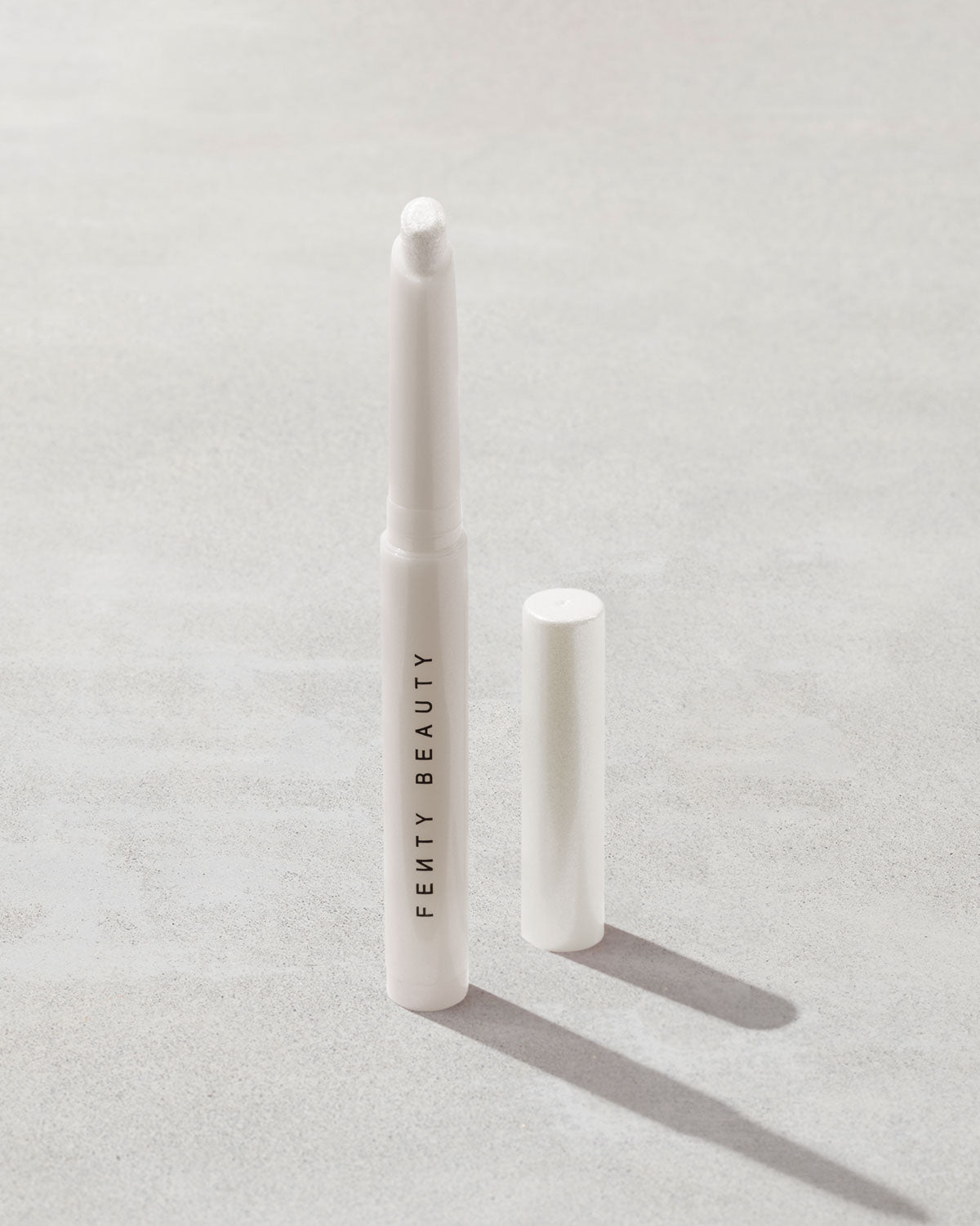 FB_SMR24_T2PRODUCT_ECOMM_SHADOW-STIX_DIAMONDS_HMC_1200x1500_72DPI.jpg Shadowstix Longwear Eyeshadow Stick - Diamond Veil How Many Carats?! - Image 1