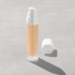 Soft'lit Naturally Luminous Longwear Foundation - 210
