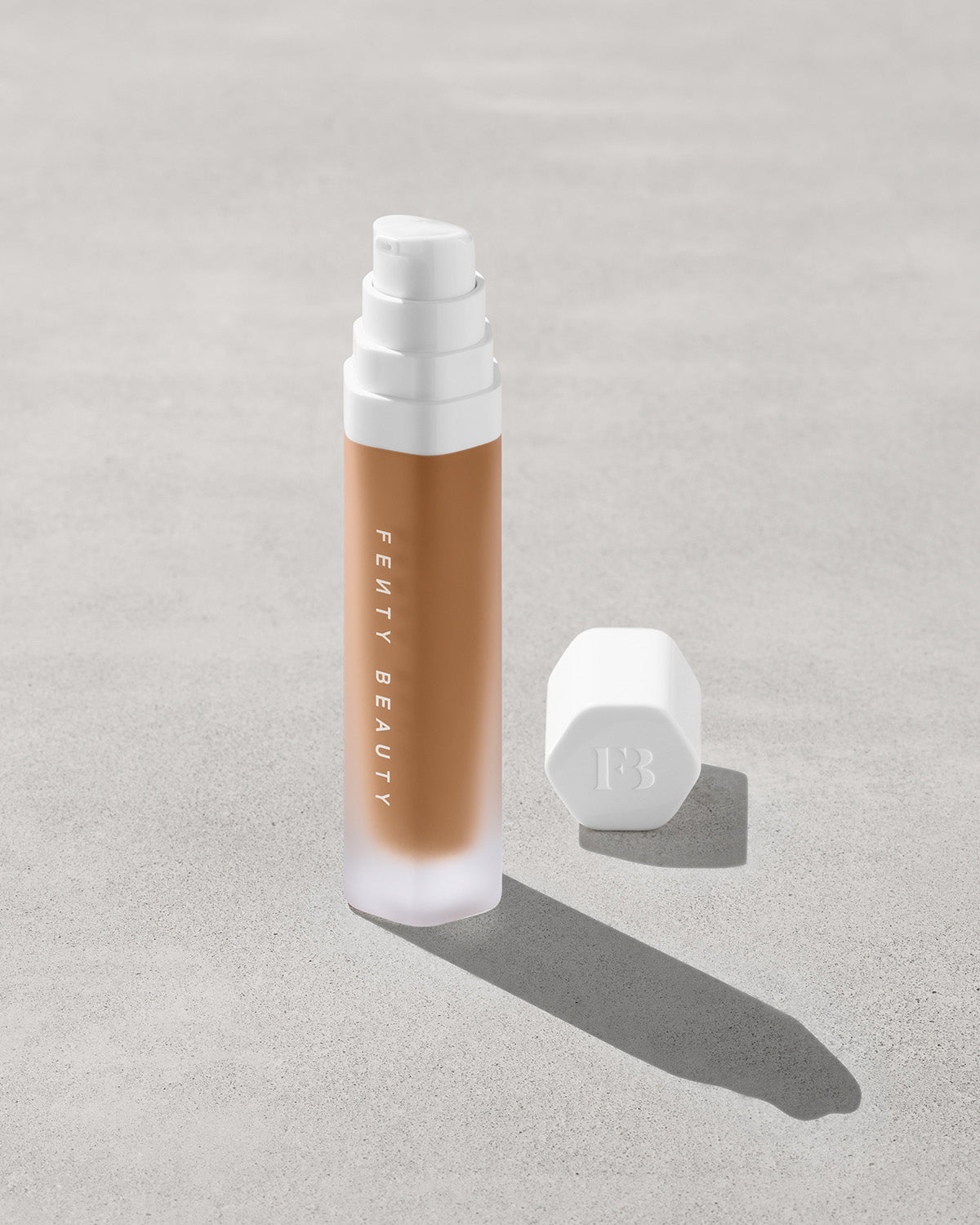 FB_SPR24_T2PRODUCT_ECOMM_SOFT_LIT_LUMINOUS_360_1200x1500_72DPI.jpg Soft'lit Naturally Luminous Longwear Foundation - 360 - Image 1