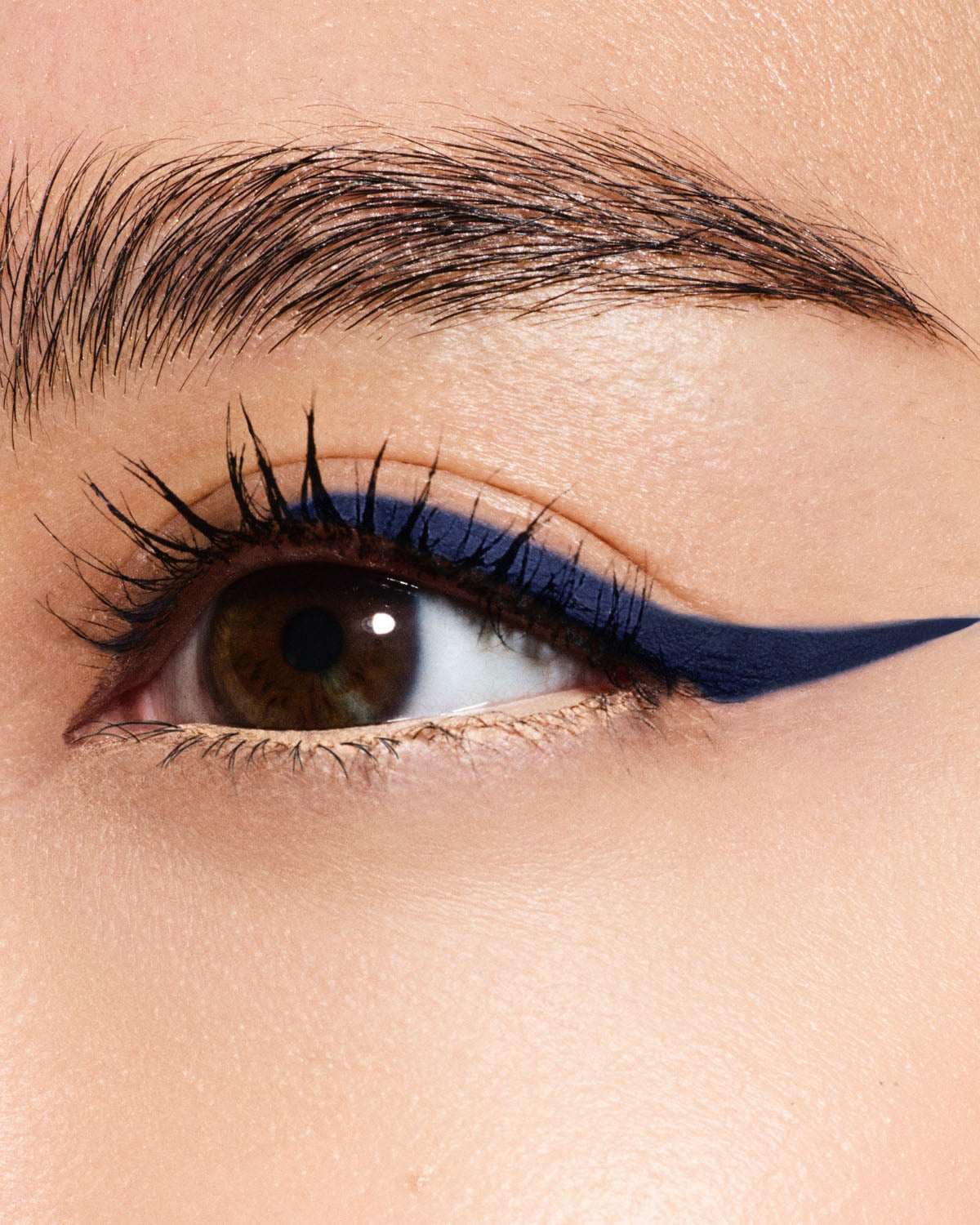 Fine Linez Lash Line-Enhancing Eyeliner - Naked Beach - Image 11
