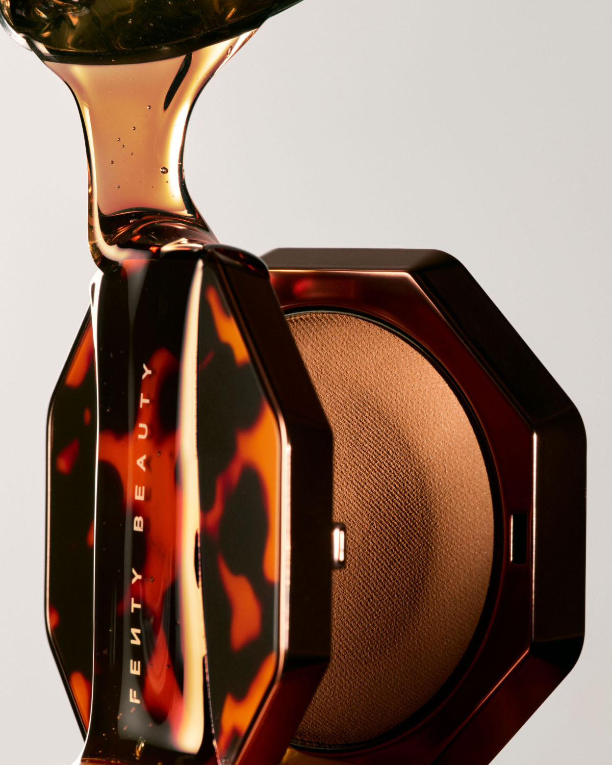 Sun Stalk-r Souffl- Pressed Mousse Cream Bronzer - Maple Glaze - Image 14