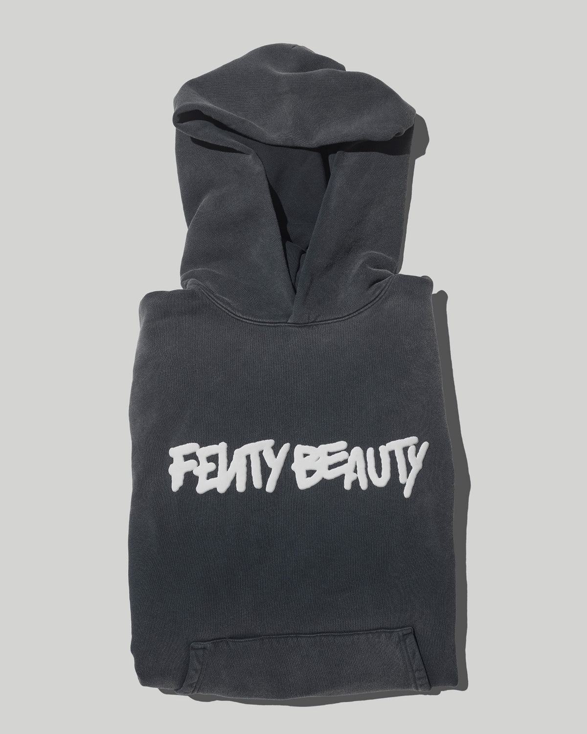 FB_SPR26_T2PRODUCT_PDPHERO_EXCLUSIVEMERCH_HOODIE_1200X1500_72DPI.jpg Fenty Beauty Oversized Unisex Hoodie - M - Image 1
