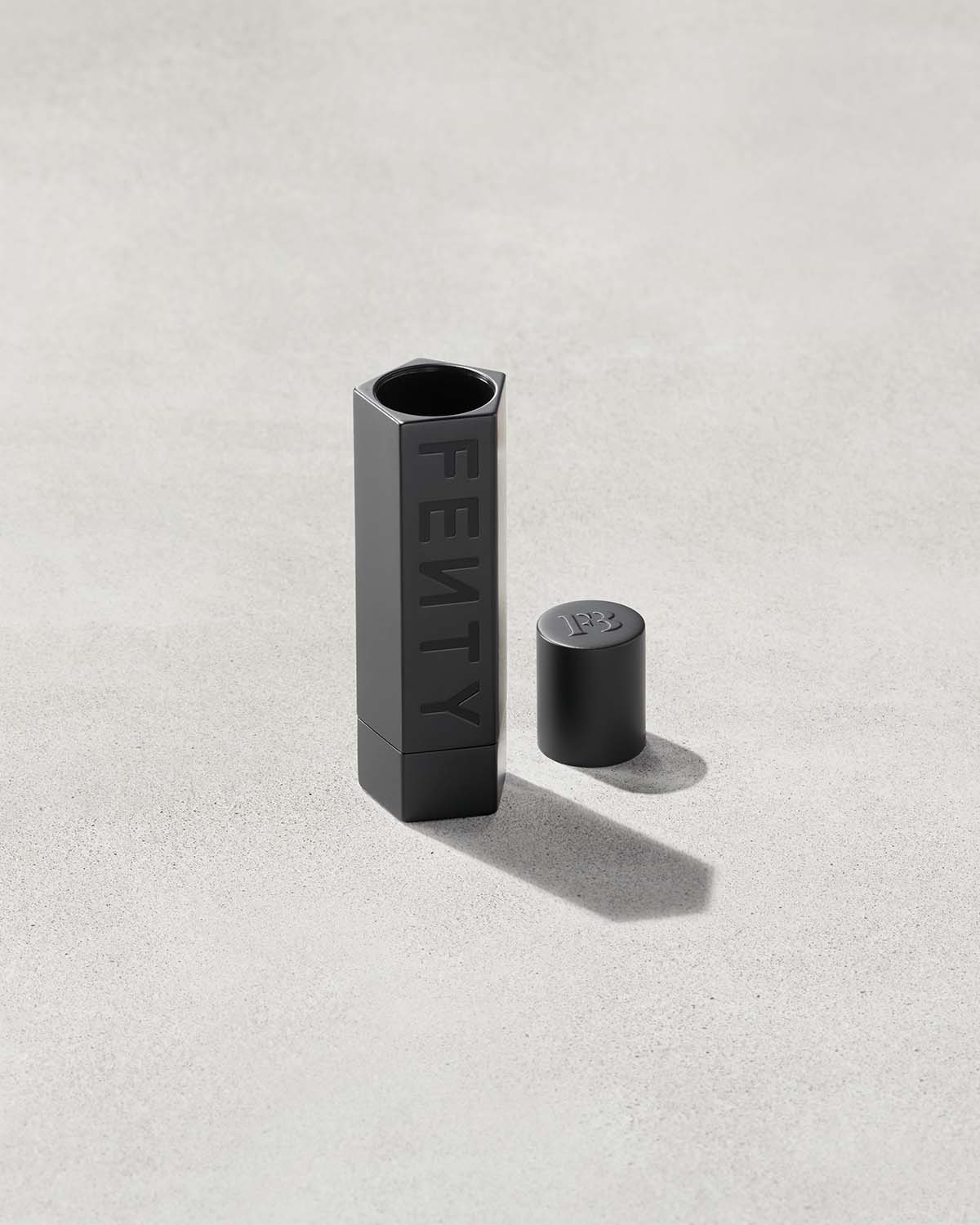 Fenty Icon The Case Semi-Matte Refillable Lipstick - Matte Black - Image 5
