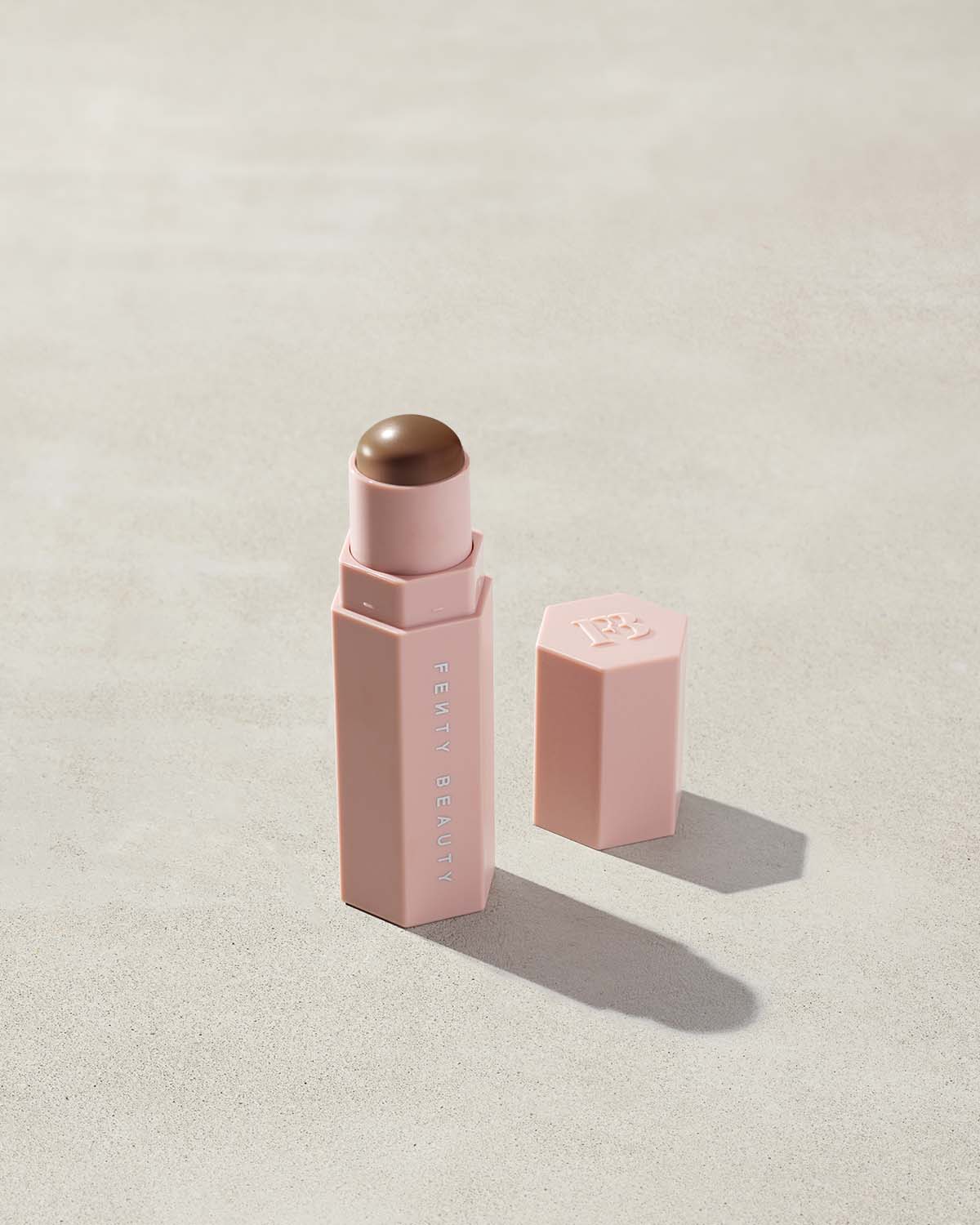 FB_SUM20_T2PRODUCT_CONCRETE_MATCH_STIX_SKINSTICK_OPEN_CONTOUR_SUEDISH_1200x1500_7c71ad3d-d2e5-4752-8ca9-97aa592b5ec3.jpg Match Stix Contour Skinstick - Suedish - Image 1